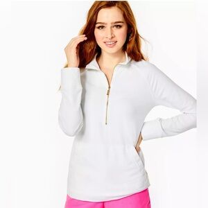 Lilly Pulitzer Skipper Popover in HTF Resort White, Size Medium.